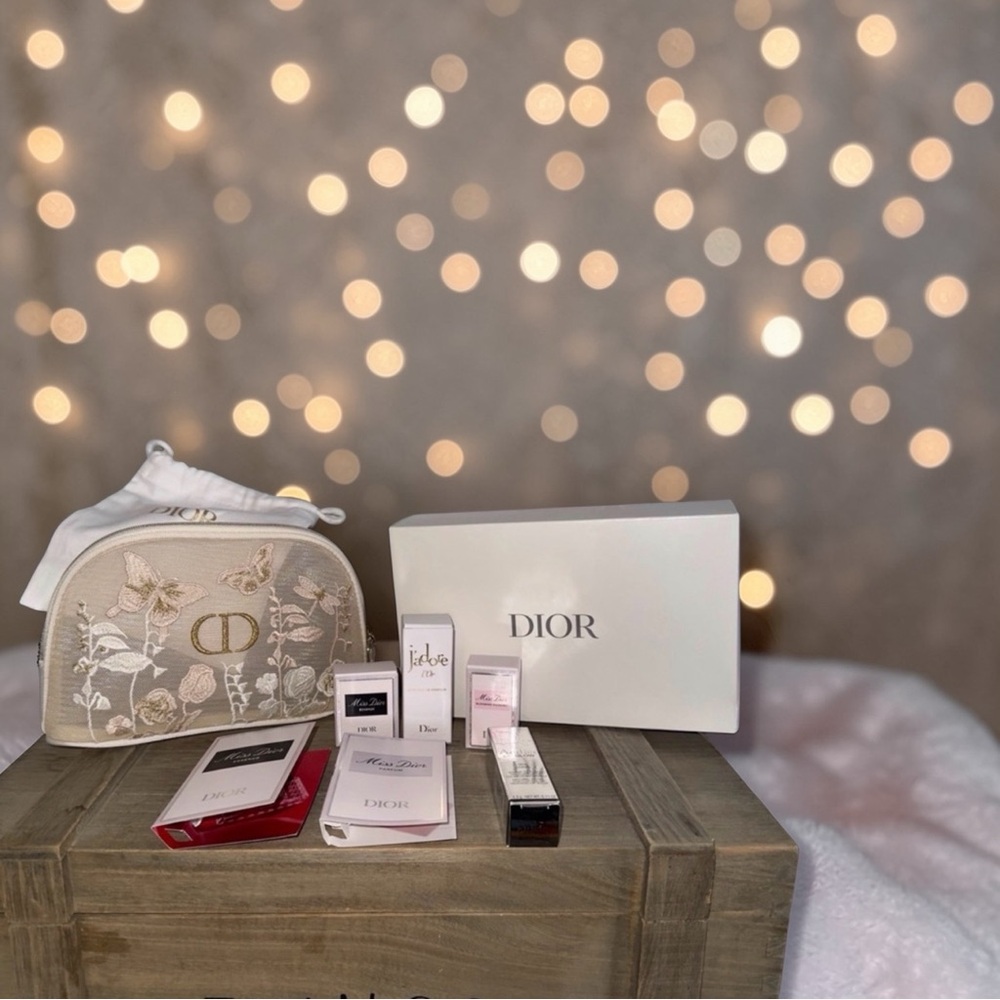 NIB Dior 8 Piece Beauty Gift Set - Pink, Silver, and Gold